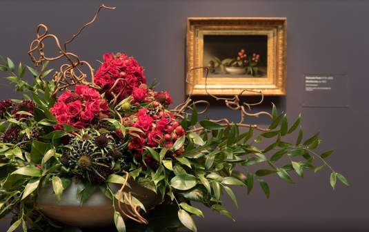 A floral design at last year's Bouquets to Art exhibit. Image c/o the de Young's website.